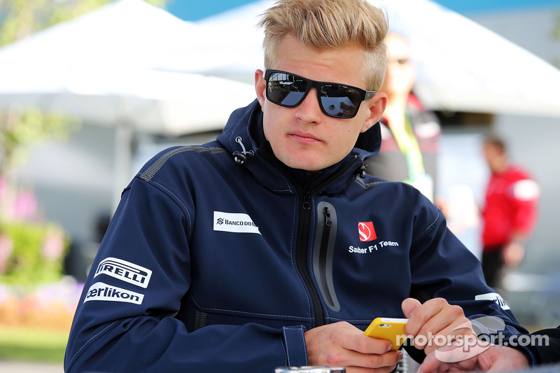 Marcus Ericsson (SWE) Sauber F1 Team. 12.03.2015. Formula 1 World Championship, Rd 1, Australian Grand Prix, Albert Park, Melbourne, Australia, Preparation Day. - www.xpbimages.com, EMail: requests@xpbimages.com - copy of publication required for printed pictures. Every used picture is fee-liable. © Copyright: Moy / XPB Images